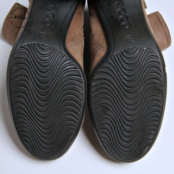 Ecco Leann Buckle Matte Leather Heeled Ankle Boots - Picture 14 of 15